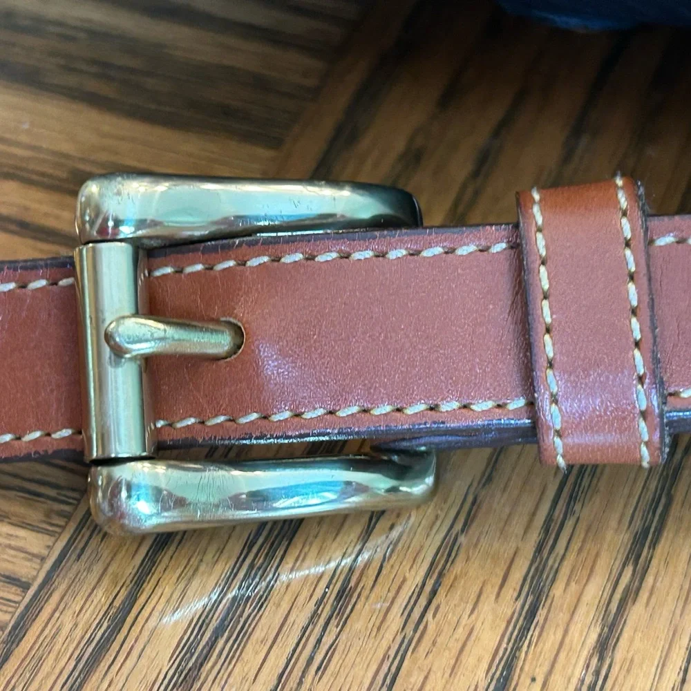 Vintage Dooney & Bourke Black and Tan All-Weather Leather Essex Crossbody Bag - Picture 9 of 16